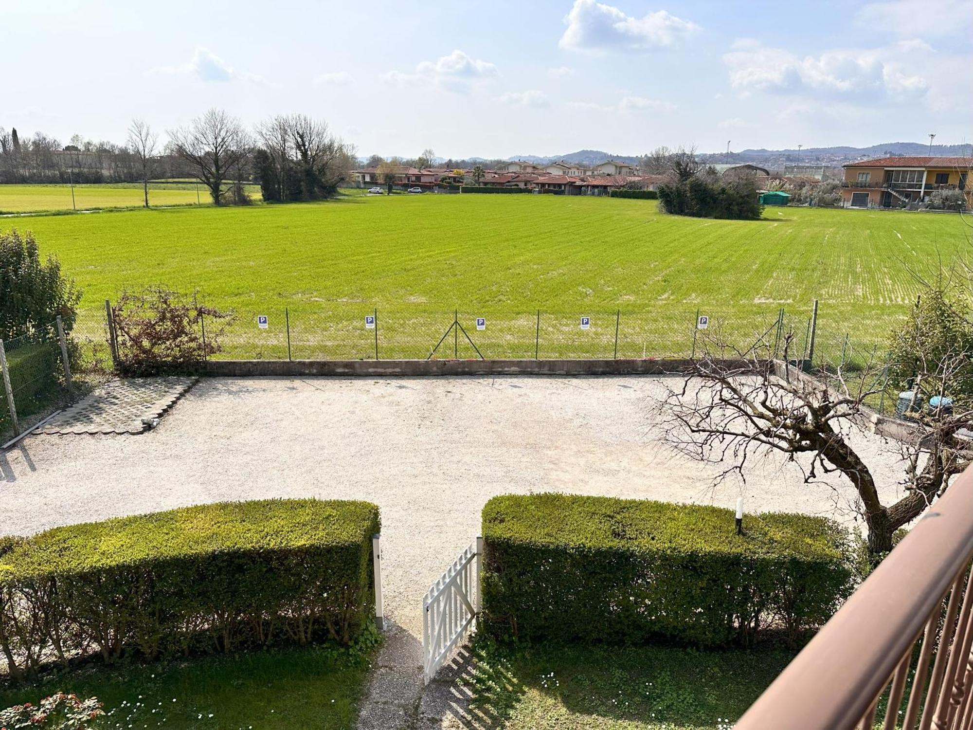 Il Fienile Di Manerba Lägenhet Manerba del Garda Exteriör bild